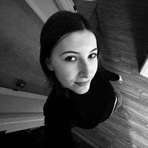 Meet your Posher, Abigail